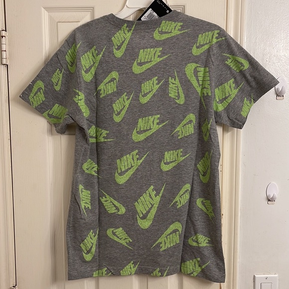 Nike Men’s Logo Shirt - Picture 4 of 8
